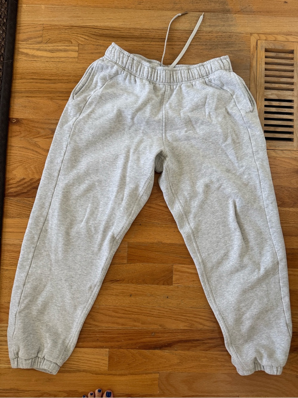 Lululemon Men’s Grey Fleece Joggers Sweatpants M